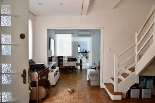 Sala de casa para alugar com 3 quartos, 350m² em Vila Mariana, São Paulo