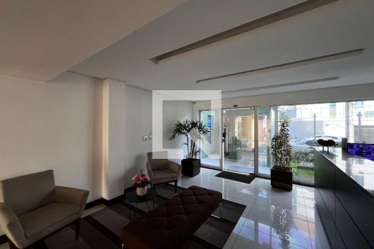 Hall de apartamento à venda com 2 quartos, 75m² em Itapoã, Belo Horizonte