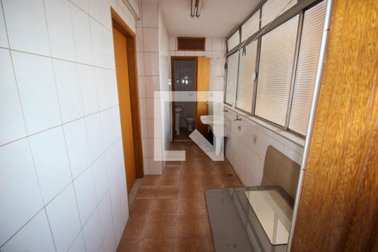 Área de Serviço de apartamento para alugar com 3 quartos, 130m² em Centro, Sorocaba