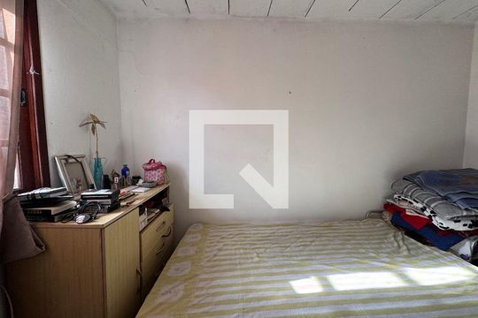 Quarto 1 de casa para alugar com 2 quartos, 50m² em Vicentina, São Leopoldo