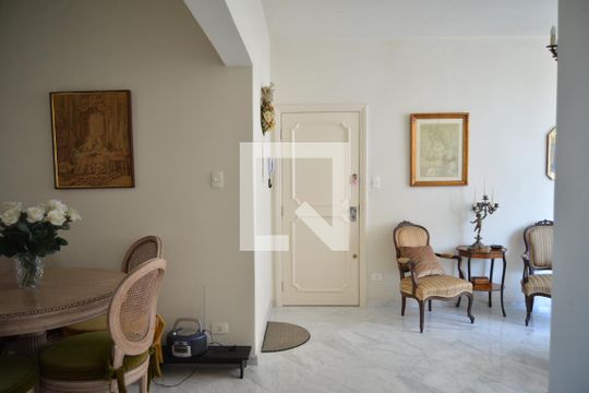 Sala de apartamento para alugar com 2 quartos, 94m² em Centro, Santo André