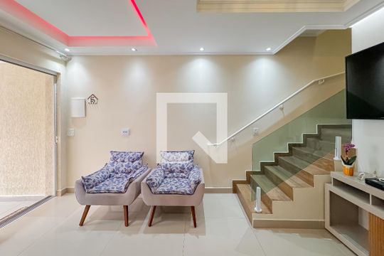 Sala de casa à venda com 3 quartos, 153m² em Jardim da Gloria, São Paulo