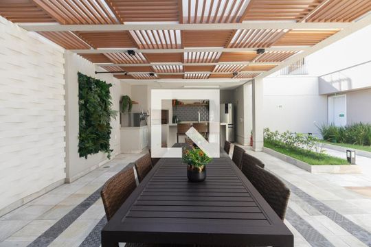 Condomínio - Churrasqueira  de apartamento à venda com 2 quartos, 66m² em Vila Azevedo, São Paulo