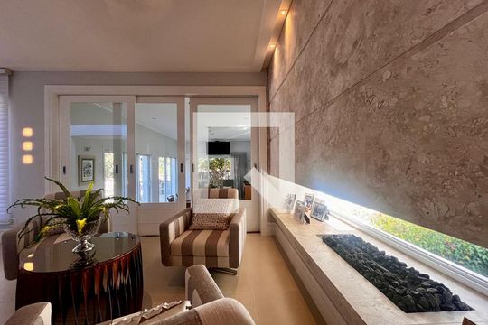 Sala de casa de condomínio à venda com 4 quartos, 860m² em Parque Imperador, Campinas