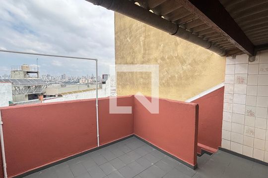 Área de Serviço 2 de casa para alugar com 2 quartos, 150m² em Vila Camilópolis, Santo André