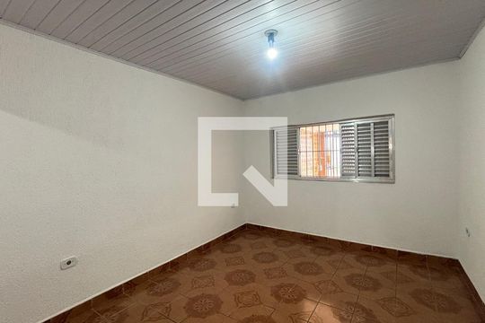Suite de casa para alugar com 2 quartos, 150m² em Vila Camilópolis, Santo André