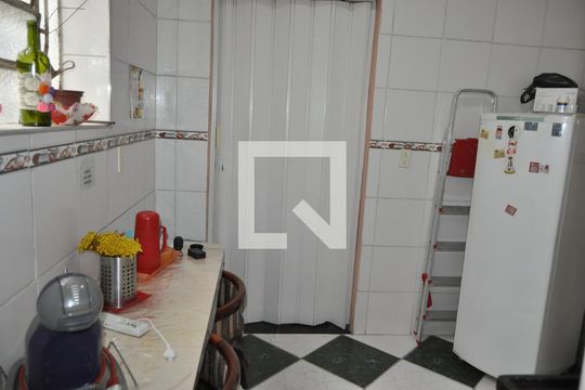 Cozinha de casa à venda com 1 quarto, 115m² em Sampaio, Rio de Janeiro