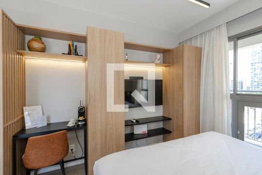 Studio de kitnet/studio à venda com 1 quarto, 29m² em Campo Belo, São Paulo