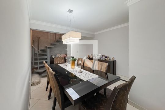 Sala  de casa à venda com 3 quartos, 174m² em Ipiranga, São Paulo