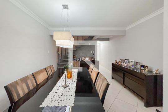 Sala  de casa à venda com 3 quartos, 174m² em Ipiranga, São Paulo