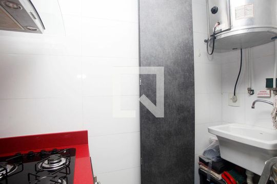 Studio - Cozinha Detalhe Tanque Serviço de kitnet/studio para alugar com 1 quarto, 38m² em Independência, Porto Alegre