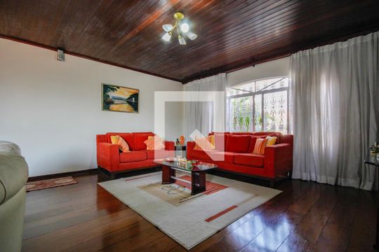 Sala de casa à venda com 4 quartos, 390m² em Piqueri, São Paulo