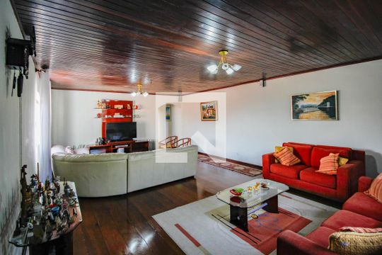 Sala de casa à venda com 4 quartos, 390m² em Piqueri, São Paulo