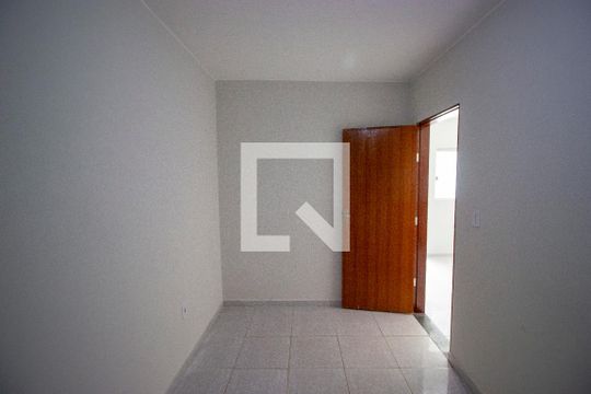 Quarto 2 de casa para alugar com 2 quartos, 48m² em Qnm 1, Brasília