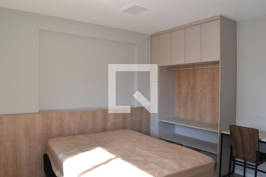 Studio de kitnet/studio para alugar com 1 quarto, 24m² em Centro, Curitiba