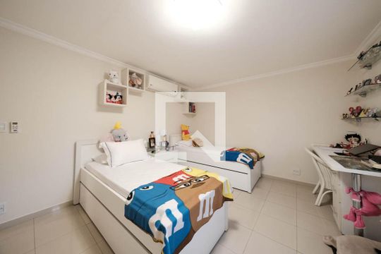 Quarto 1 de casa à venda com 2 quartos, 300m² em Vila Euthalia, São Paulo