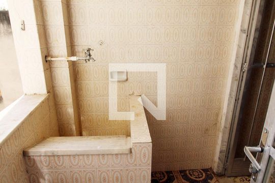 Área de Serviço de apartamento para alugar com 1 quarto, 70m² em Ramos, Rio de Janeiro