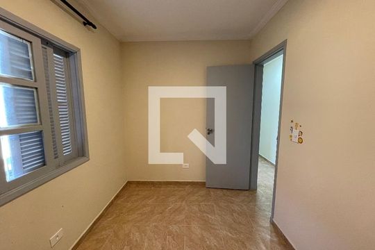 Quarto 2 de casa à venda com 3 quartos, 210m² em Rio Pequeno, São Paulo