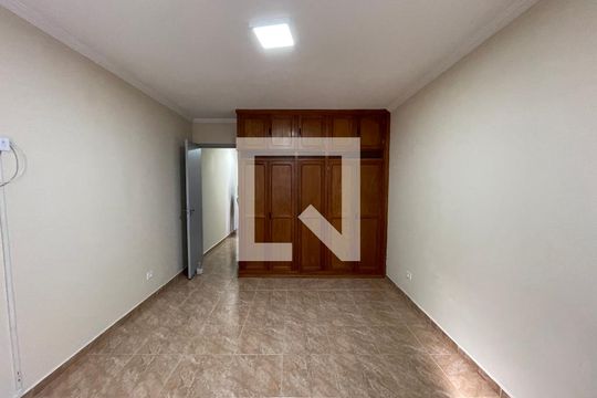 Quarto 1 de casa à venda com 3 quartos, 210m² em Rio Pequeno, São Paulo