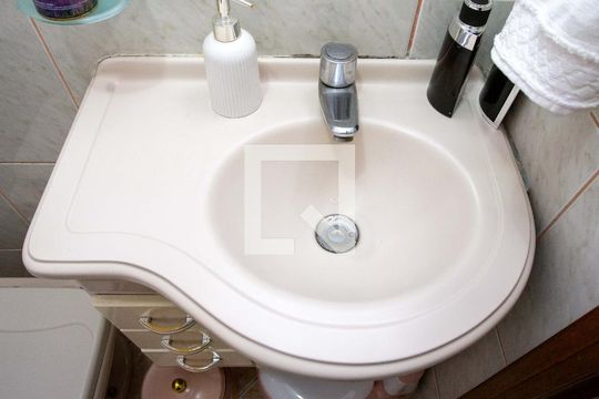Lavabo de casa à venda com 3 quartos, 500m² em Conceição, Diadema