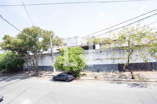 Varanda de casa à venda com 3 quartos, 500m² em Conceição, Diadema