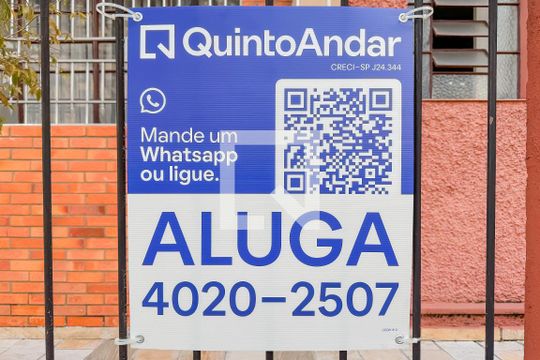Plaquinha de apartamento para alugar com 2 quartos, 59m² em Chácara Inglesa, São Paulo