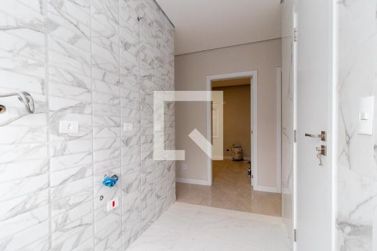 Área de Serviço de casa à venda com 4 quartos, 400m² em Xaxim, Curitiba