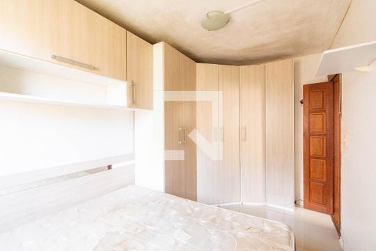 Quarto de apartamento à venda com 2 quartos, 45m² em Nossa Senhora das Gracas, Canoas