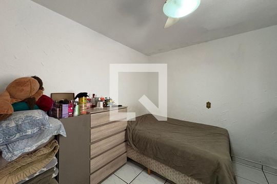 Quarto 1 de casa à venda com 3 quartos, 302m² em Parque Itrapoã, Santo André