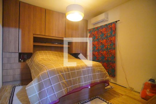 Quarto 1  de casa à venda com 2 quartos, 430m² em Ideal, Novo Hamburgo