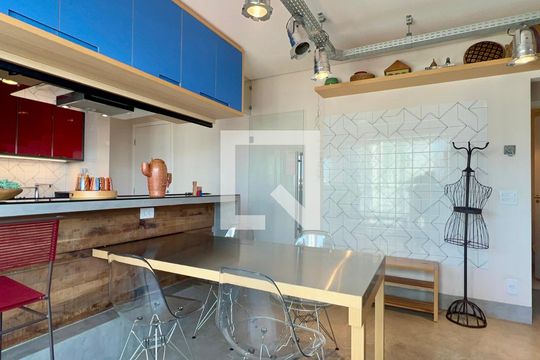 Sala/Cozinha de apartamento à venda com 1 quarto, 60m² em Pinheiros, São Paulo