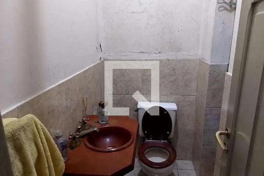 Casa à venda com 3 quartos, 379m² em Três Figueiras, Porto Alegre