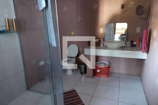 Casa à venda com 3 quartos, 379m² em Três Figueiras, Porto Alegre