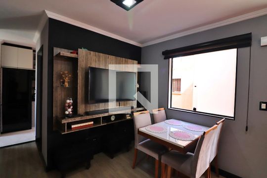 Sala de apartamento à venda com 2 quartos, 56m² em Alves Dias, São Bernardo do Campo