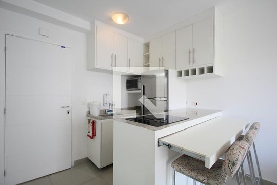 Sala/Cozinha de apartamento à venda com 1 quarto, 32m² em Panamby, São Paulo