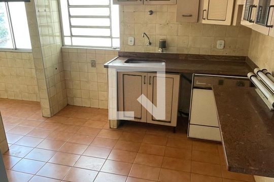 Cozinha de apartamento à venda com 2 quartos, 64m² em Jardim Boa Esperança, Campinas