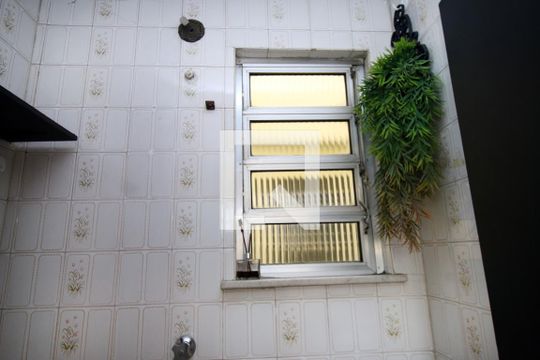 Banheiro de Serviço de apartamento à venda com 2 quartos, 60m² em Madureira, Rio de Janeiro