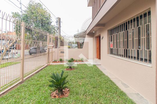 Jardim de casa à venda com 3 quartos, 300m² em Jardim Botânico, Porto Alegre