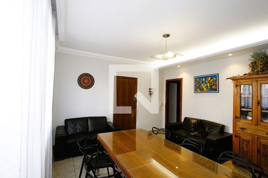 Sala de apartamento à venda com 3 quartos, 130m² em Prado, Belo Horizonte