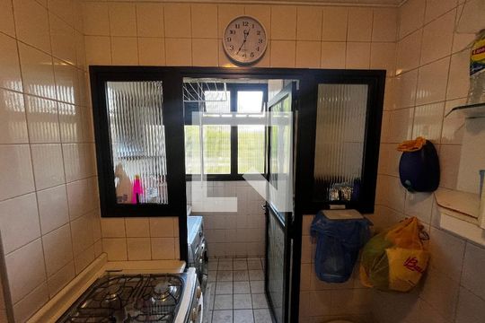 Cozinha de apartamento à venda com 2 quartos, 65m² em Parque Peruche, São Paulo