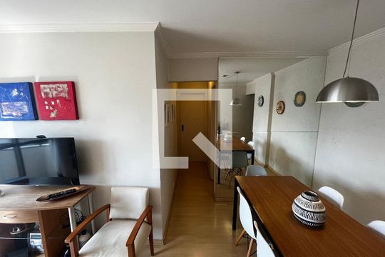 Sala de apartamento à venda com 2 quartos, 65m² em Parque Peruche, São Paulo