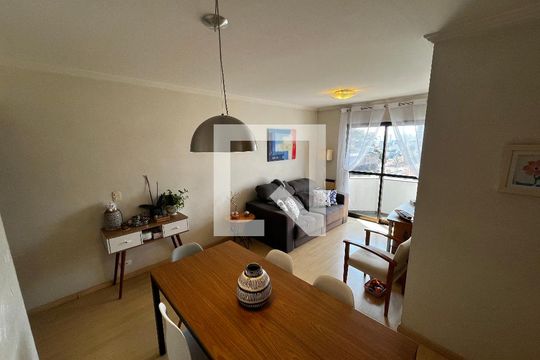 Sala de apartamento à venda com 2 quartos, 65m² em Parque Peruche, São Paulo