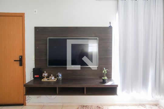 Sala de apartamento para alugar com 2 quartos, 55m² em Shopping Park, Uberlândia