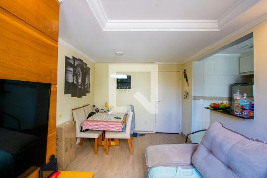 Sala de apartamento para alugar com 2 quartos, 48m² em Parque Sao Vicente, Santo André