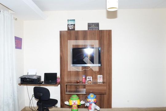 Quarto 1 de casa à venda com 4 quartos, 250m² em Goiânia, Belo Horizonte