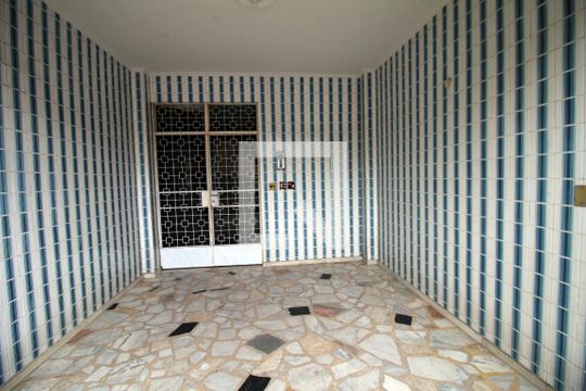 Fachada e portaria de apartamento à venda com 2 quartos, 96m² em Brás de Pina, Rio de Janeiro