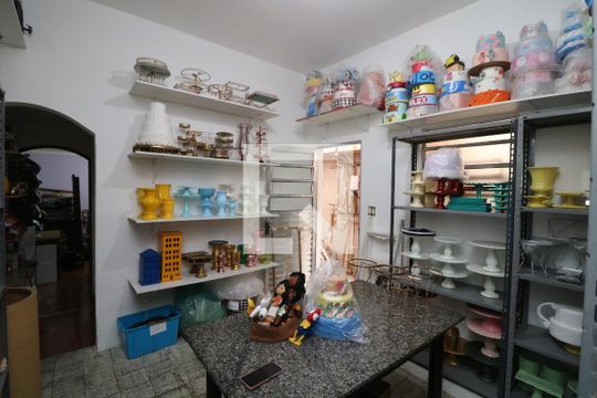 Cozinha 2 de casa para alugar com 4 quartos, 270m² em Vila Antonieta, São Paulo