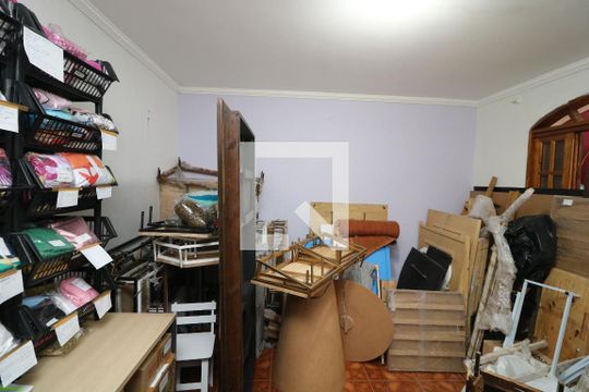 Quarto 2 de casa à venda com 4 quartos, 270m² em Vila Antonieta, São Paulo