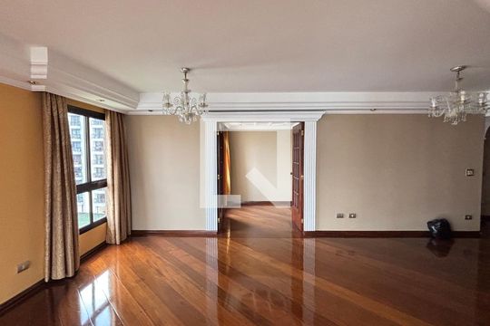 Sala de apartamento à venda com 3 quartos, 180m² em Jardim, Santo André