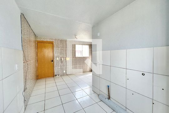 Cozinha de apartamento para alugar com 2 quartos, 43m² em Santo Afonso, Novo Hamburgo